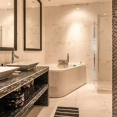 4 Rue Georges Ville