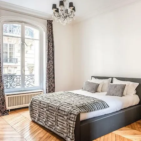 4 Rue Georges Ville Paris